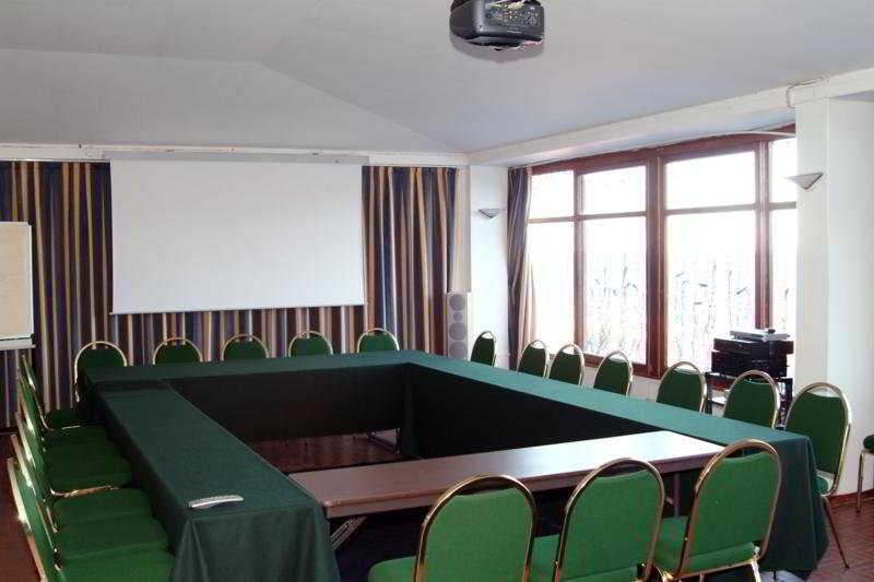 Hotel Sport Club Portorais Carini Exterior photo